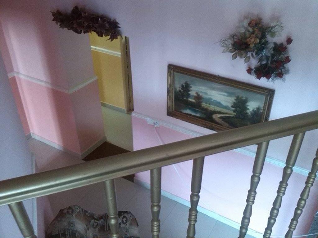 Hostel Georgia Кутаиси Стая снимка