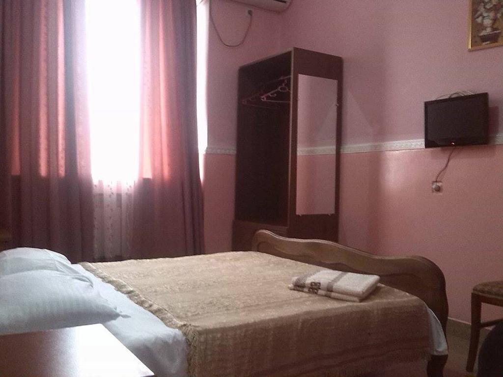 Hostel Georgia Кутаиси Стая снимка