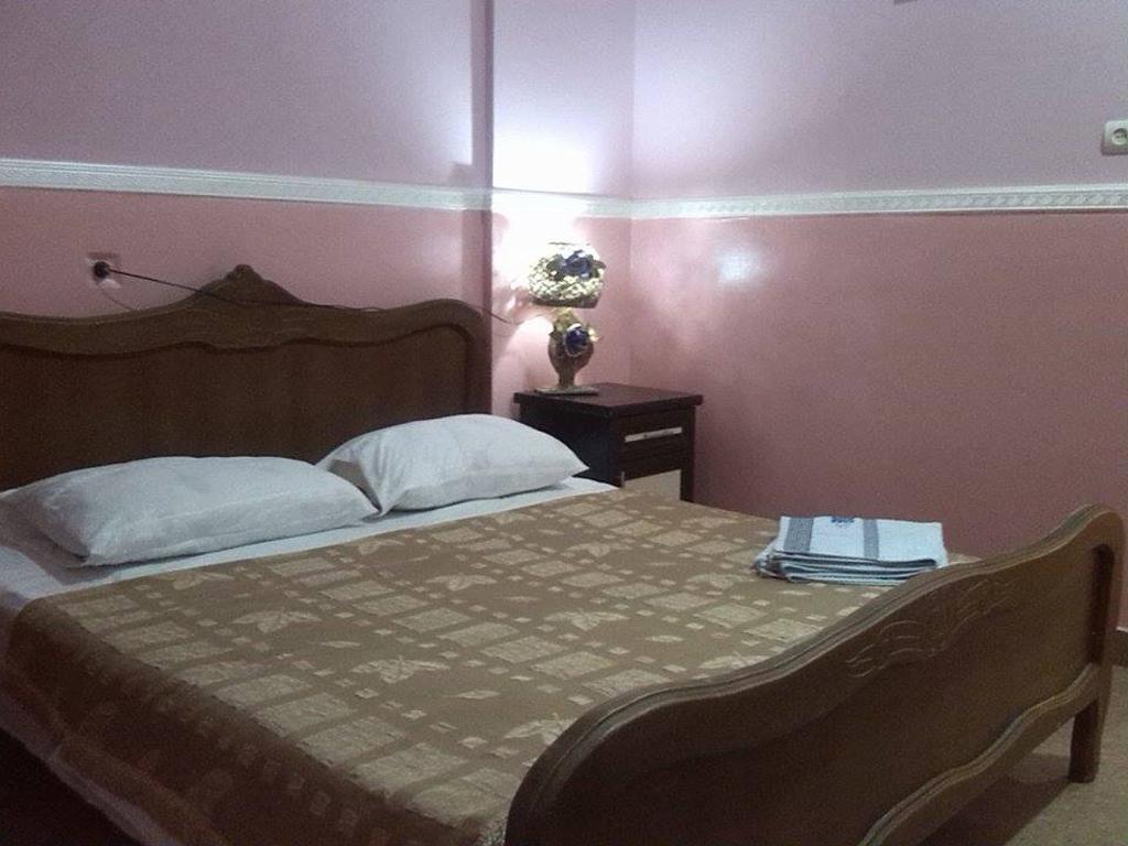 Hostel Georgia Кутаиси Стая снимка